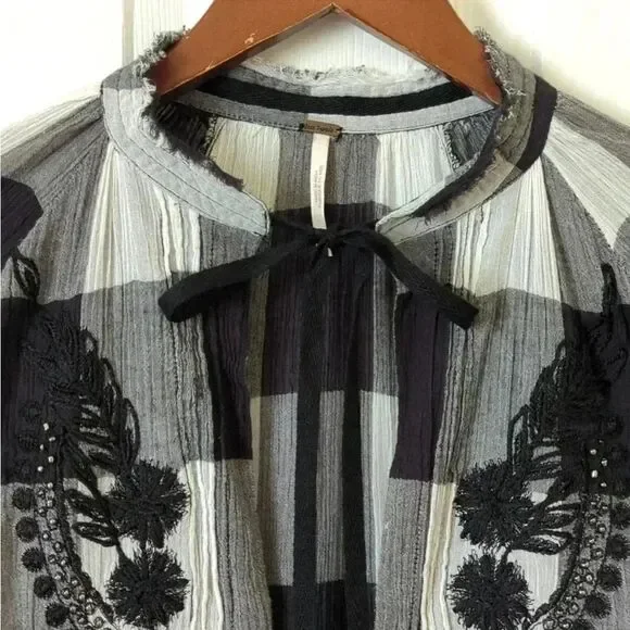 Free People Embroidered & Beaded Buffalo Plaid Gauze
Long Sleeve Tunic Top Sz S - Picture 8 of 13